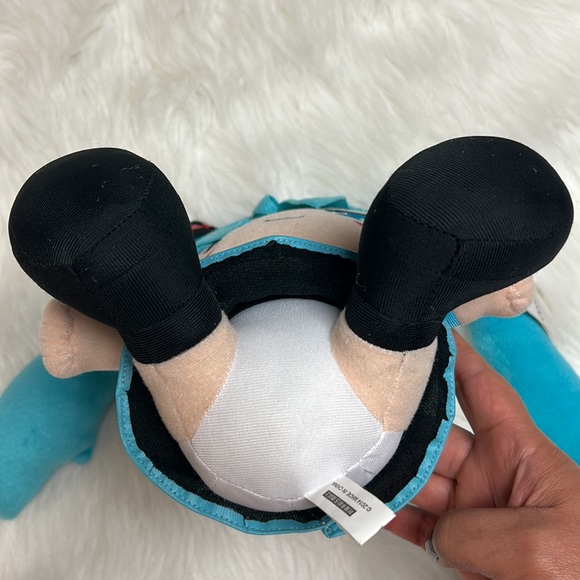 NWT OLY FACTORY HATSUNE MIKU PLUSH DOLL JAPAN ANIME - Picture 7 of 8